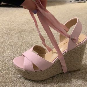 Shoes/wedges